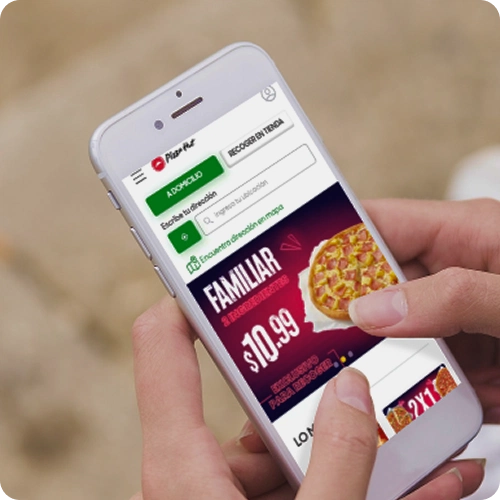 Imagen de navegacion movil Pizza hut de Macaw Digital Pro